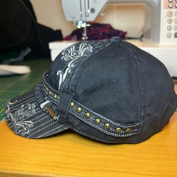 Vintage Diesel studded embroidered cap - Picture 2 of 10